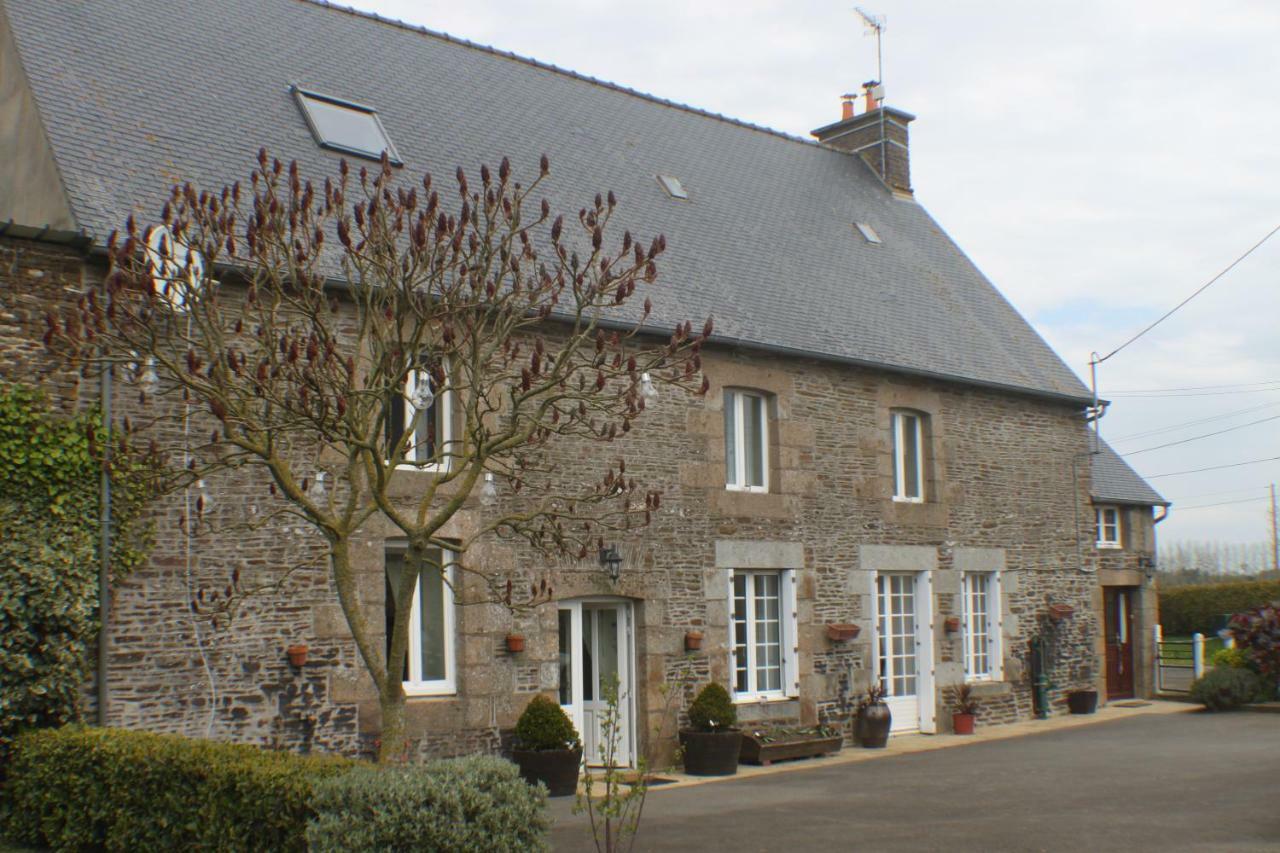 La Loctais Villa Les Portes du Coglais Eksteriør bilde