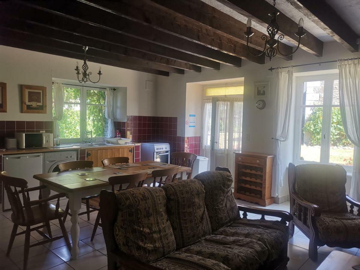 La Loctais Villa Les Portes du Coglais Eksteriør bilde